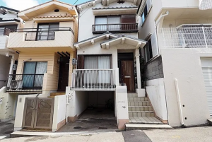 神戸市垂水区清水が丘、収益物件/マンションの外観画像です