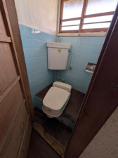 神戸市垂水区城が山、中古一戸建てのトイレ画像です