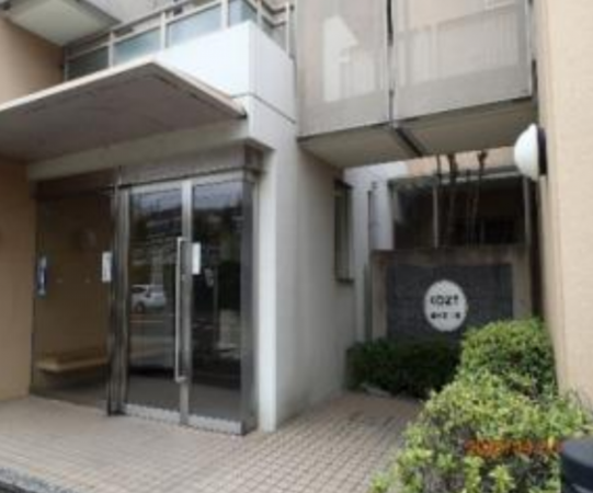 神戸市垂水区海岸通、マンションの外観画像です