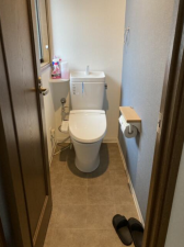 神戸市垂水区星陵台、中古一戸建てのトイレ画像です