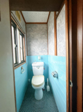 神戸市垂水区青山台、中古一戸建てのトイレ画像です
