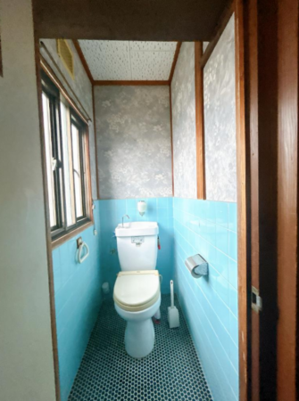 神戸市垂水区青山台、中古一戸建てのトイレ画像です