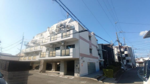 神戸市垂水区城が山、マンションの外観画像です