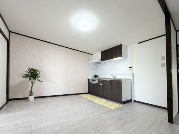 神戸市垂水区高丸、マンションのキッチン画像です