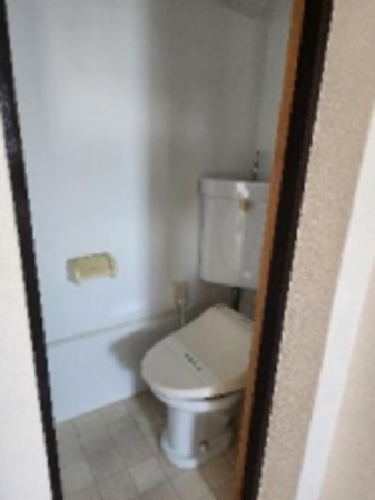 神戸市垂水区大町、マンションのトイレ画像です
