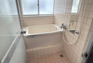 神戸市垂水区旭が丘、中古一戸建ての風呂画像です
