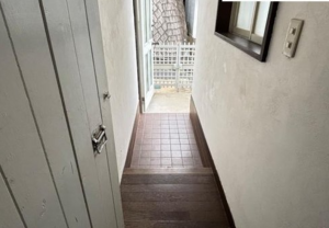 神戸市垂水区旭が丘、中古一戸建ての玄関画像です