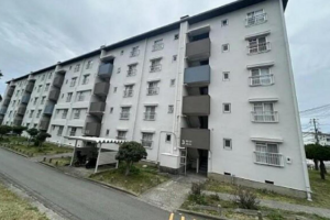 神戸市垂水区上高丸、収益物件/マンションの外観画像です