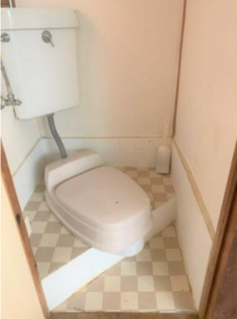 神戸市垂水区東垂水、収益物件/住宅のトイレ画像です