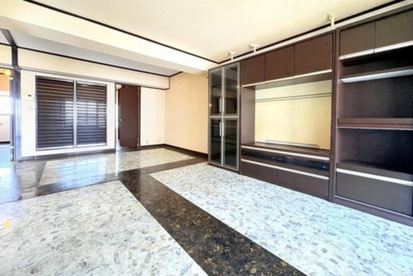 神戸市垂水区上高丸、マンションの内装画像です