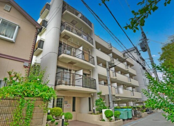 神戸市垂水区平磯、マンションの画像です