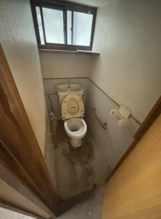 神戸市垂水区山手、土地のトイレ画像です