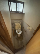 神戸市垂水区山手、土地のトイレ画像です