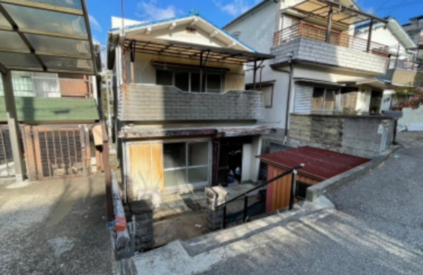 神戸市垂水区舞子坂、収益物件/住宅の外観画像です