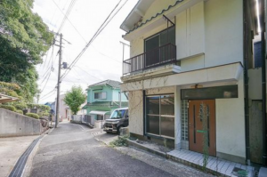 神戸市垂水区千鳥が丘、中古一戸建ての外観画像です