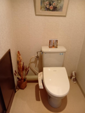 神戸市垂水区西舞子、マンションのトイレ画像です