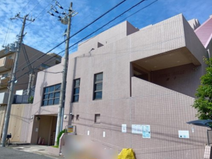 神戸市垂水区西舞子、マンションの外観画像です