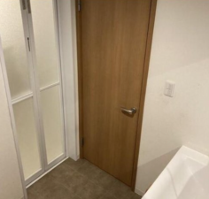 神戸市垂水区星陵台、中古一戸建ての洗面画像です