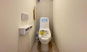 神戸市垂水区御霊町、新築一戸建てのトイレ画像です