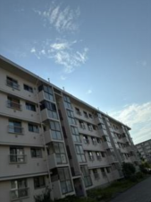 神戸市垂水区狩口台、マンションの外観画像です