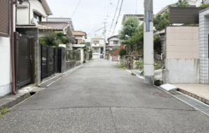 神戸市垂水区星陵台、土地の前面道路を含む現地写真画像です