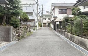 神戸市垂水区星陵台、土地の前面道路を含む現地写真画像です