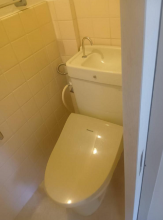 神戸市垂水区大町、マンションのトイレ画像です