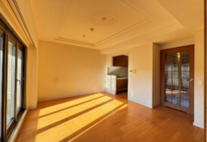 神戸市垂水区霞ケ丘、マンションの内装画像です