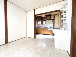 神戸市垂水区舞子坂、収益物件/住宅の内装画像です
