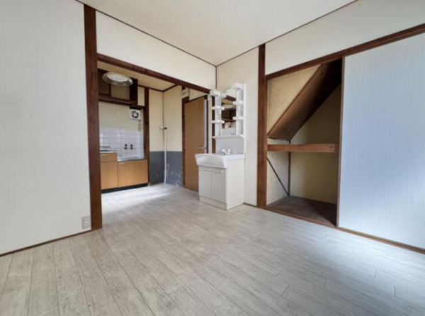 神戸市垂水区舞子坂、収益物件/住宅の内装画像です