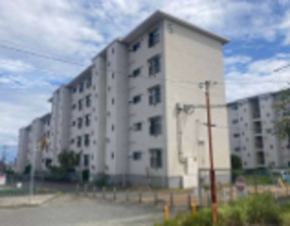 神戸市垂水区上高丸、マンションの外観画像です