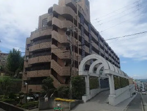 神戸市垂水区高丸、収益物件/住宅の外観画像です