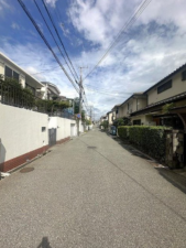 神戸市垂水区西舞子、土地の前面道路を含む現地写真画像です