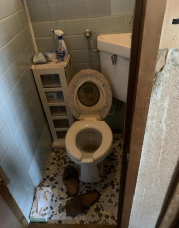 神戸市垂水区向陽、中古一戸建てのトイレ画像です