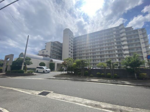 神戸市垂水区西舞子、マンションの外観画像です