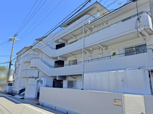 神戸市垂水区大町、マンションの外観画像です