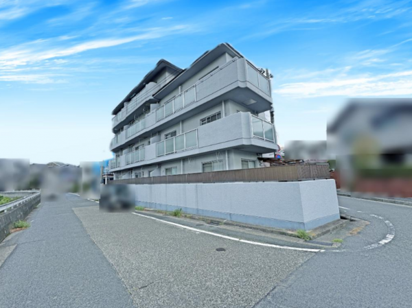 神戸市垂水区大町、マンションの外観画像です