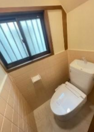 神戸市垂水区千鳥が丘、中古一戸建てのトイレ画像です