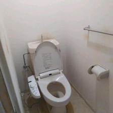 神戸市垂水区清水が丘、マンションのトイレ画像です