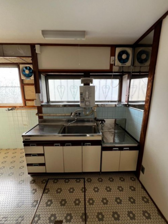 神戸市垂水区福田、収益物件/住宅のキッチン画像です