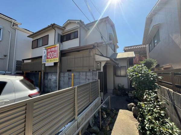 神戸市垂水区中道、中古一戸建ての外観画像です