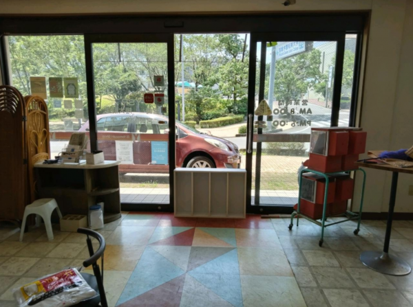 宮崎市清武町、収益物件/店舗付住宅の画像です
