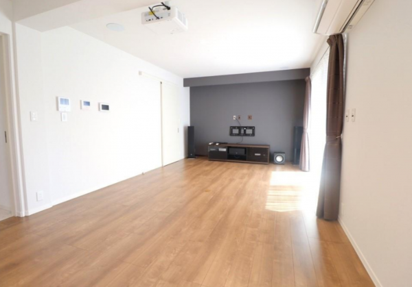 宮崎市月見ケ丘、中古一戸建ての画像です