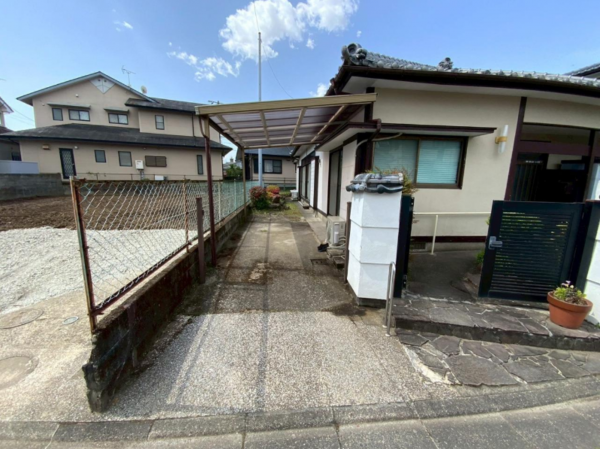 宮崎市高洲町、中古一戸建ての画像です