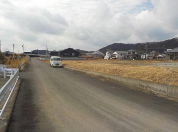宮崎市高岡町、土地の画像です