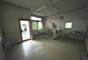 宮崎市源藤町、収益物件/店舗付住宅の画像です