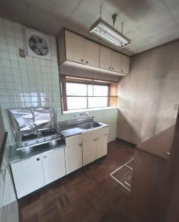 宮崎市源藤町、収益物件/店舗付住宅の画像です