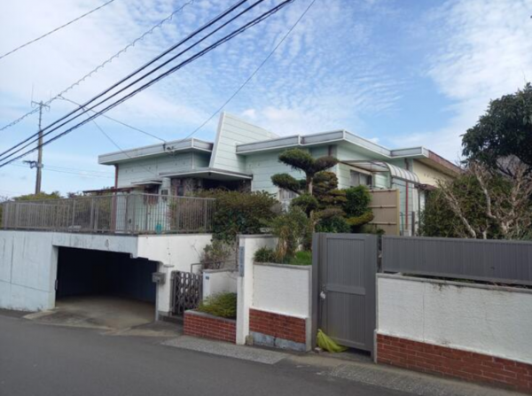 宮崎市月見ケ丘、中古一戸建ての画像です