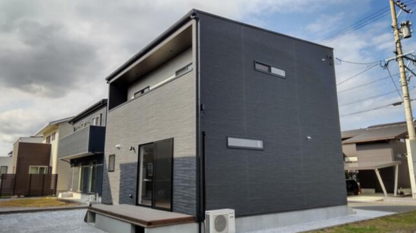 宮崎市佐土原町、中古一戸建ての画像です
