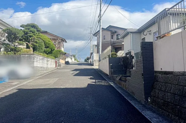 宮崎市小松台東、中古一戸建ての画像です